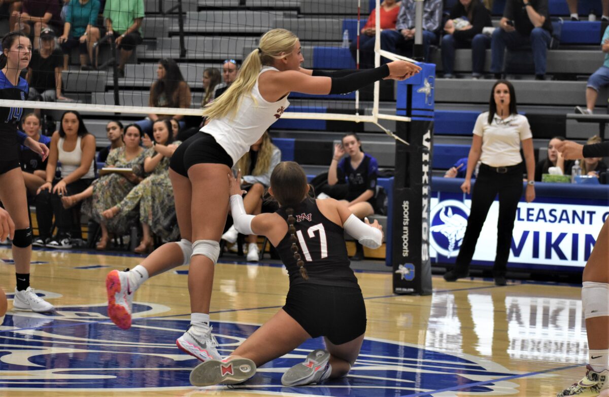 Mountain View volleyball sweeps PG News, Sports, Jobs Daily Herald